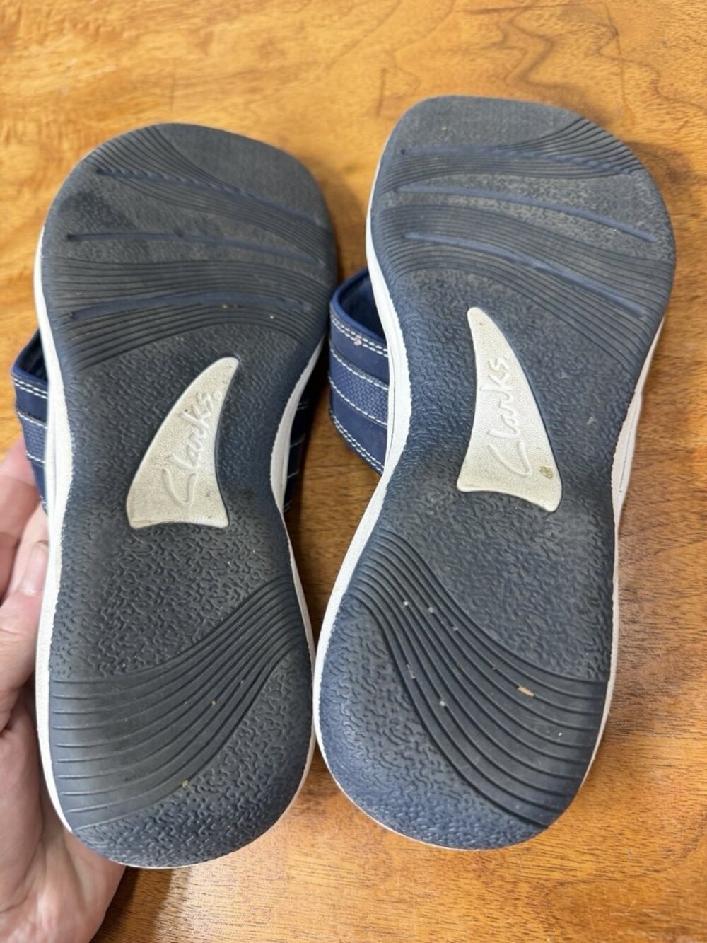 Clarks Breeze Sea Sandal Flip Flops US Size 8M Navy Blue Slip On 4th Of July - Picture 5 of 6